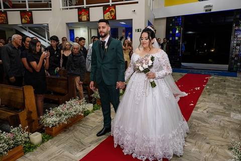 As melhores ideias e inspirações criativas de fotos de casamento da cerimônia na Igreja Nossa Senhora Aparecida Pedreira'