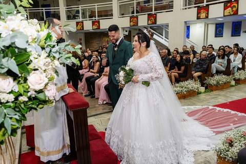 As melhores ideias e inspirações criativas de fotos de casamento da cerimônia na Igreja Nossa Senhora Aparecida Pedreira'