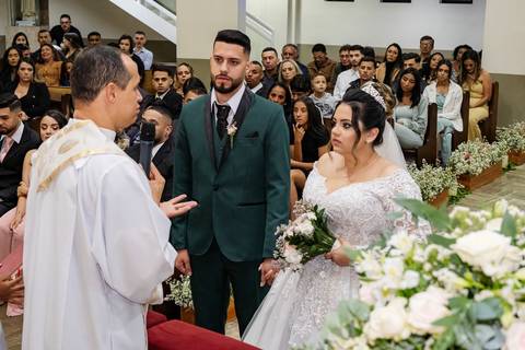 As melhores ideias e inspirações criativas de fotos de casamento da cerimônia na Igreja Nossa Senhora Aparecida Pedreira'