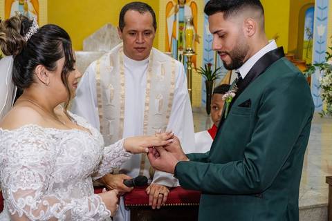 As melhores ideias e inspirações criativas de fotos de casamento da cerimônia na Igreja Nossa Senhora Aparecida Pedreira'