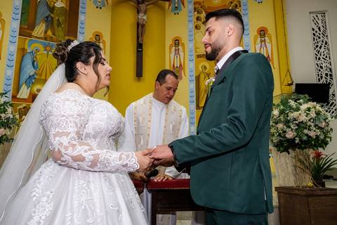As melhores ideias e inspirações criativas de fotos de casamento da cerimônia na Igreja Nossa Senhora Aparecida Pedreira'