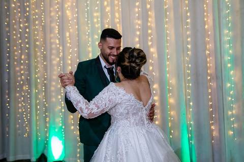 As melhores ideias e inspirações criativas de fotos de casamento na recepção no Buffet Piatto'