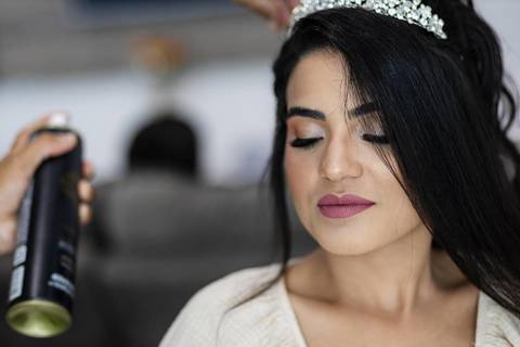 As melhores ideias e inspirações criativas de fotos de casamento do making of da noiva em casa'