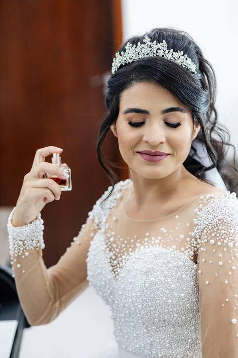 As melhores ideias e inspirações criativas de fotos de casamento do making of da noiva em casa'