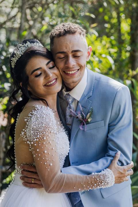 As melhores ideias e inspirações criativas de fotos de casamento ao ar livre no Espaço Chácara Alfa Ecologia e Lazer'