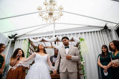 As melhores ideias e inspirações criativas de fotos de casamento na Chácara GRS Eventos'