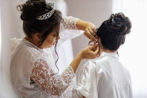 As melhores ideias e inspirações criativas de fotos de casamento do making of da noiva'