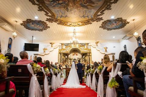 As melhores ideias e inspirações criativas de fotos de casamento na Paróquia Santo Antônio de Aldeia da Serra '