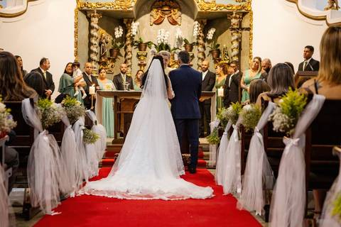 As melhores ideias e inspirações criativas de fotos de casamento na Paróquia Santo Antônio de Aldeia da Serra '