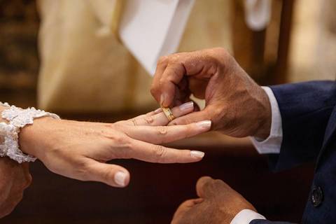 As melhores ideias e inspirações criativas de fotos de casamento na Paróquia Santo Antônio de Aldeia da Serra '
