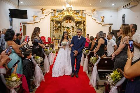 As melhores ideias e inspirações criativas de fotos de casamento na Paróquia Santo Antônio de Aldeia da Serra '