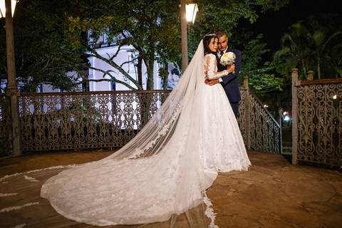 As melhores ideias e inspirações criativas de fotos de casamento na Paróquia Santo Antônio de Aldeia da Serra '