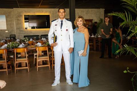 As melhores ideias e inspirações criativas de fotos de casamento familiar no restaurante Coco Bambu - Anália Franco'