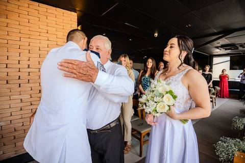 As melhores ideias e inspirações criativas de fotos de casamento familiar no restaurante Coco Bambu - Anália Franco'