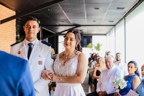 As melhores ideias e inspirações criativas de fotos de casamento familiar no restaurante Coco Bambu - Anália Franco'