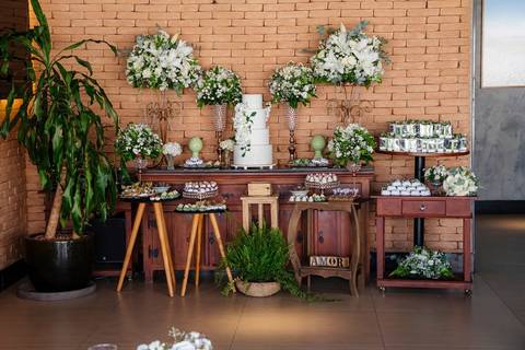 As melhores ideias e inspirações criativas de fotos de casamento familiar no restaurante Coco Bambu - Anália Franco'