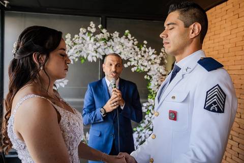 As melhores ideias e inspirações criativas de fotos de casamento familiar no restaurante Coco Bambu - Anália Franco'