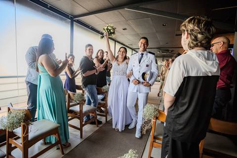 As melhores ideias e inspirações criativas de fotos de casamento familiar no restaurante Coco Bambu - Anália Franco'