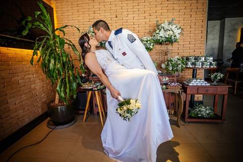 As melhores ideias e inspirações criativas de fotos de casamento familiar no restaurante Coco Bambu - Anália Franco'