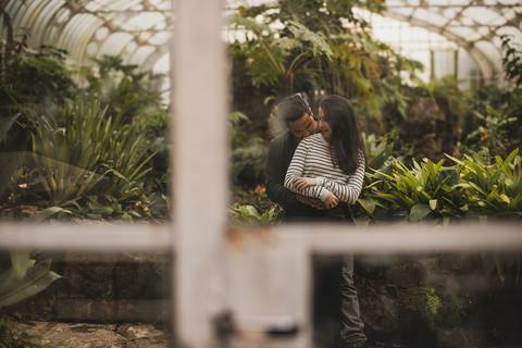 As melhores ideias e inspirações criativas de fotos de ensaio pré wedding no parque Jardim Botânico'