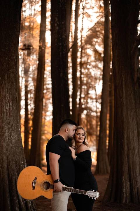 As melhores ideias e inspirações criativas de fotos de ensaio pré wedding no parque Horto Florestal'