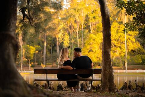 As melhores ideias e inspirações criativas de fotos de ensaio pré wedding no parque Horto Florestal'