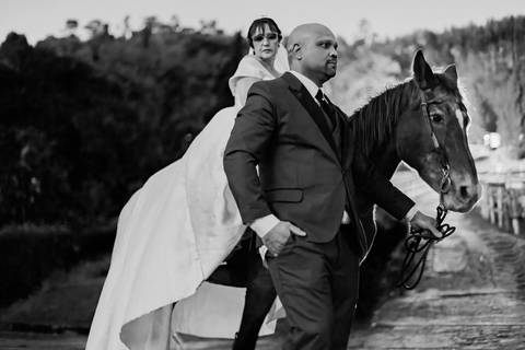 As melhores ideias e inspirações criativas de fotos de casamento ao ar livre na Fazenda Carpas Dourada'