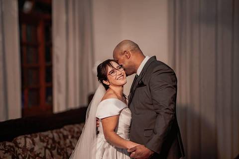 As melhores ideias e inspirações criativas de fotos de casamento ao ar livre na Fazenda Carpas Dourada'