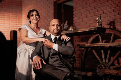 As melhores ideias e inspirações criativas de fotos de casamento ao ar livre na Fazenda Carpas Dourada'