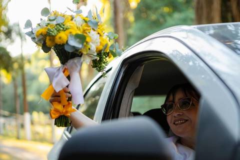 As melhores ideias e inspirações criativas de fotos de casamento ao ar livre na Fazenda Carpas Dourada'