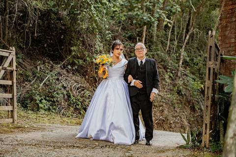 As melhores ideias e inspirações criativas de fotos de casamento ao ar livre na Fazenda Carpas Dourada'