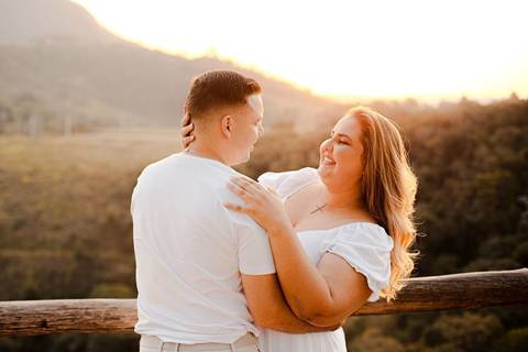 As melhores ideias e inspirações criativas de fotos de ensaio pré wedding no Mirante do Saboó em São Roque '