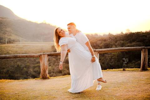 As melhores ideias e inspirações criativas de fotos de ensaio pré wedding no Mirante do Saboó em São Roque '