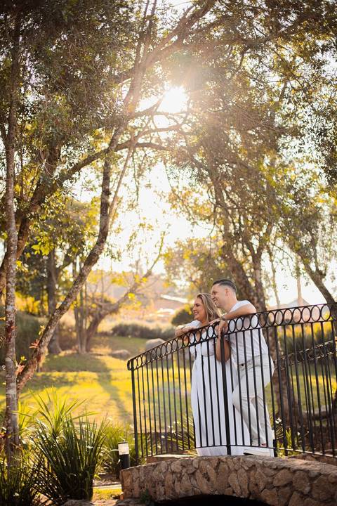 As melhores ideias e inspirações criativas de fotos de ensaio pré wedding na Vinícola XV de Novembro em São Roque '