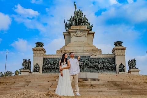 As melhores ideias e inspirações criativas de fotos de ensaio pré wedding no Parque e Museu da Independência'