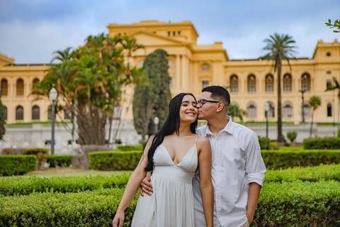 As melhores ideias e inspirações criativas de fotos de ensaio pré wedding no Parque e Museu da Independência'