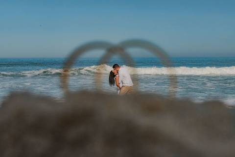 As melhores ideias e inspirações criativas de fotos de ensaio pré wedding na Praia do Guarujá'