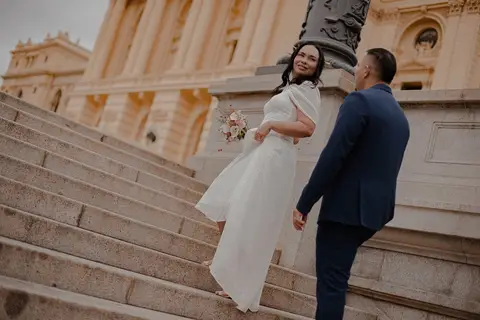 As melhores ideias e inspirações criativas de fotos de ensaio pré wedding no Museu do Ipiranga'