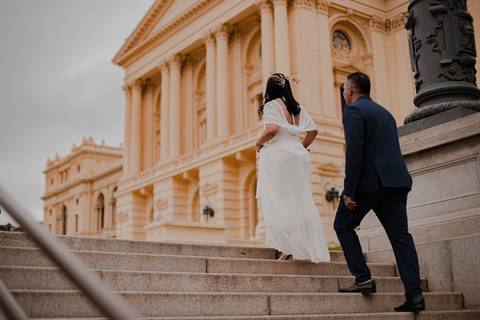 As melhores ideias e inspirações criativas de fotos de ensaio pré wedding no Museu do Ipiranga'