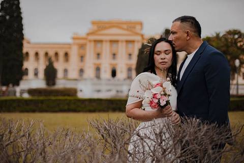 As melhores ideias e inspirações criativas de fotos de ensaio pré wedding no Museu do Ipiranga'