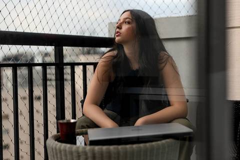 As melhores ideias e inspirações criativas de fotos de ensaio de 15 anos elegante em Loft em São Paulo'