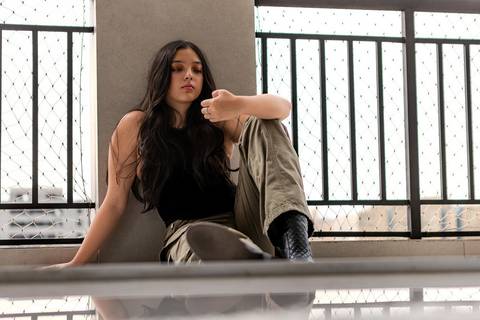 As melhores ideias e inspirações criativas de fotos de ensaio de 15 anos elegante em Loft em São Paulo'