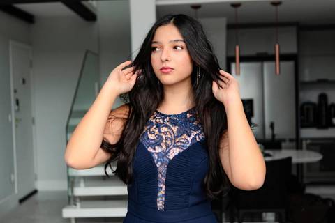 As melhores ideias e inspirações criativas de fotos de ensaio de 15 anos elegante em Loft em São Paulo'