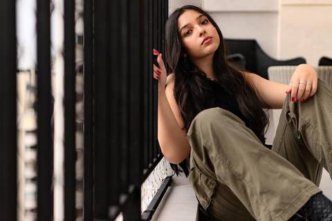 As melhores ideias e inspirações criativas de fotos de ensaio de 15 anos elegante em Loft em São Paulo'