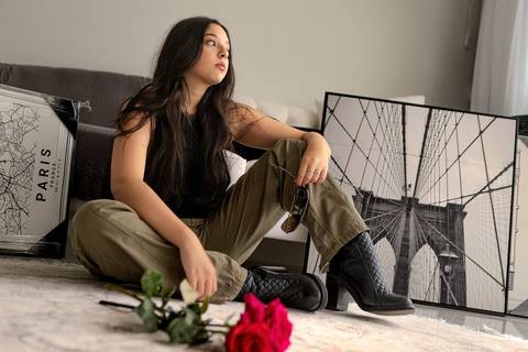 As melhores ideias e inspirações criativas de fotos de ensaio de 15 anos elegante em Loft em São Paulo'