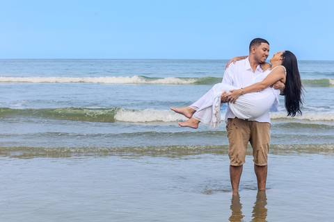 As melhores ideias e inspirações criativas de fotos de ensaio pré wedding na Bela Praia do Guarujá '