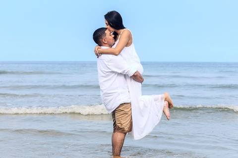 As melhores ideias e inspirações criativas de fotos de ensaio pré wedding na Bela Praia do Guarujá '