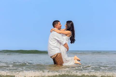 As melhores ideias e inspirações criativas de fotos de ensaio pré wedding na Bela Praia do Guarujá '