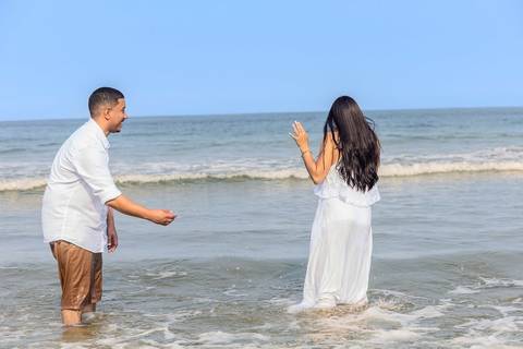 As melhores ideias e inspirações criativas de fotos de ensaio pré wedding na Bela Praia do Guarujá '