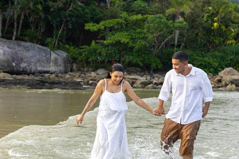 As melhores ideias e inspirações criativas de fotos de ensaio pré wedding na Bela Praia do Guarujá '